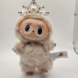 Metal Silver Color Crown For 17cm Dolls. No Doll Included.